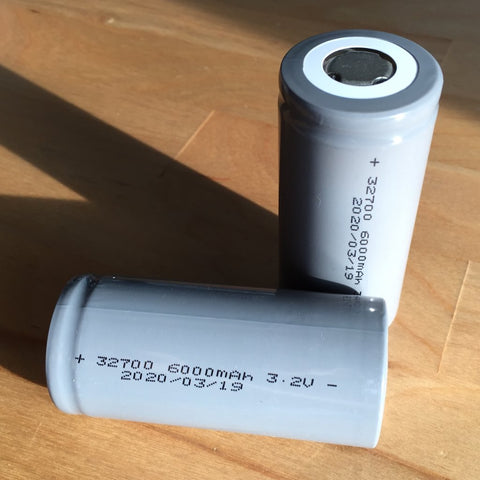 6000mAh LiFePO4 32650 32700 Lithium Iron Phosphate Battery Cell